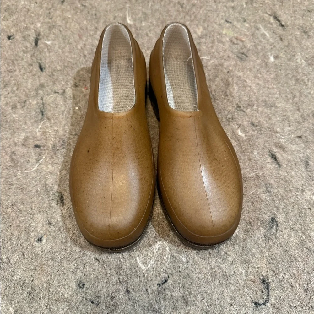 Brown Women's Shoes - Picture 1 of 4